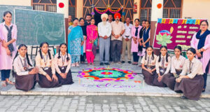 जगत ज्योति पब्लिक सीनियर सेकेंडरी स्कूल में मनाया गया दीपावली का त्योहार बहुत हर्षोल्लास से