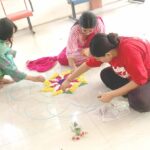 केएमएस कॉलेज में दीपावली के अवसर पर रंगोली प्रतियोगिता का किया आयोजन : डॉ.मानव सैनी